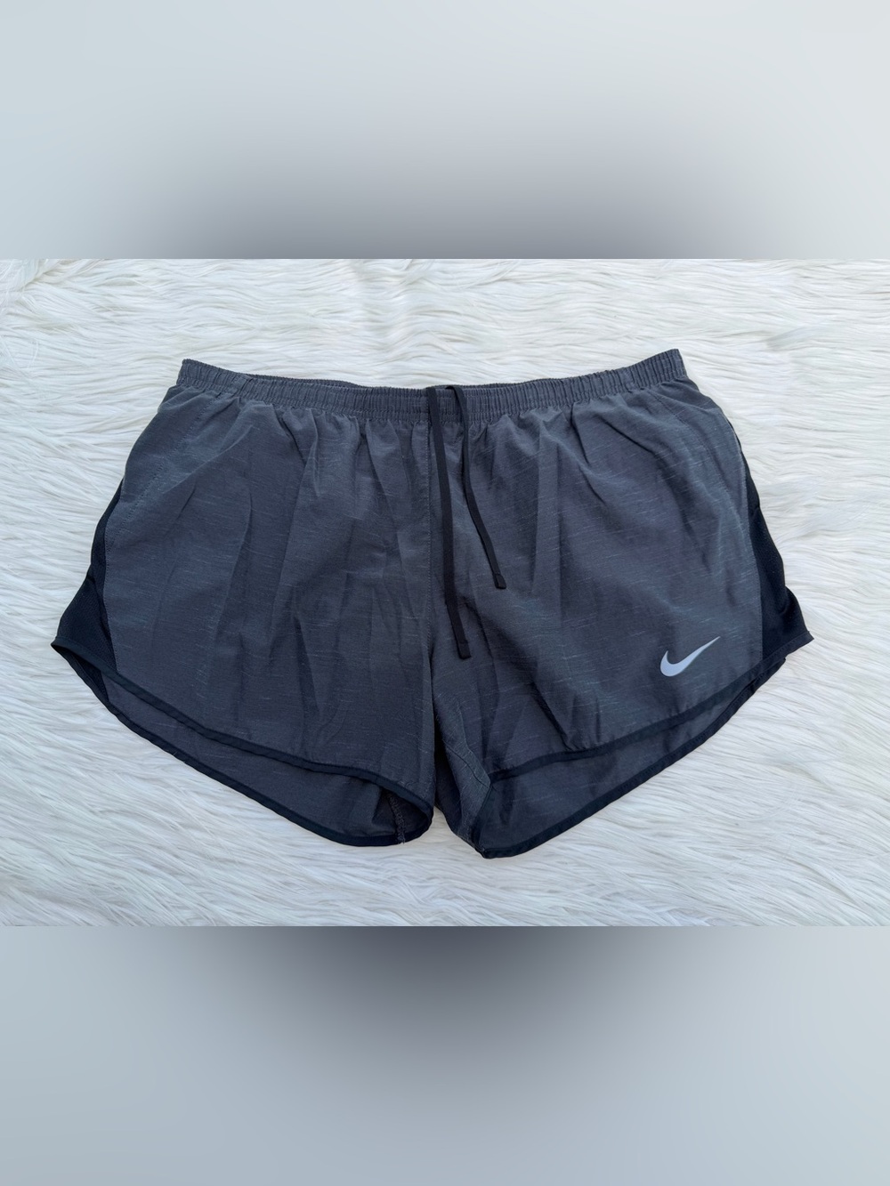 Nike Women’s Tempo Dri-Fit Running Shorts Size XL